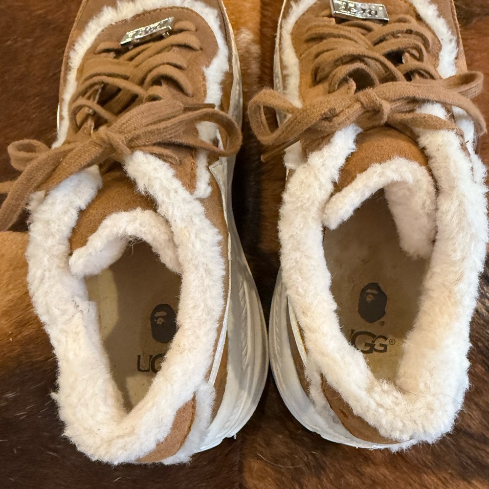 Extremely Rare Ugg x Bape Chestnut Shearling Sneaker - Picture 8 of 10